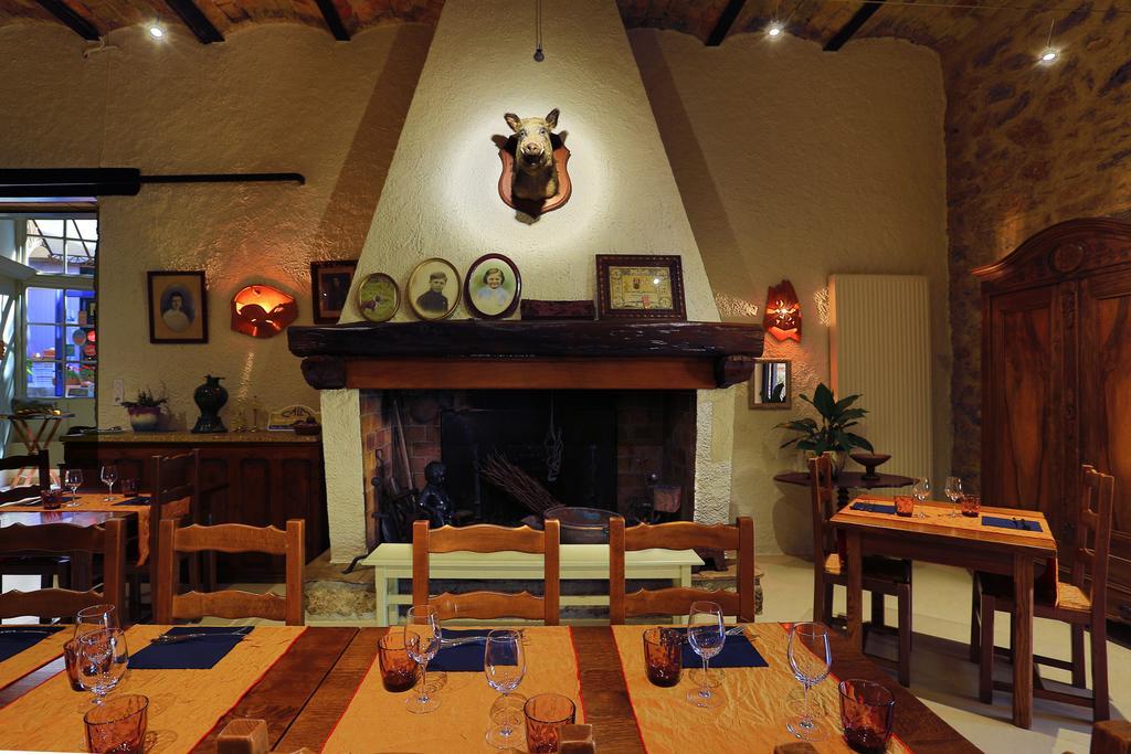 קוקוניו Logis Auberge Restaurant Du Vigneron מראה חיצוני תמונה
