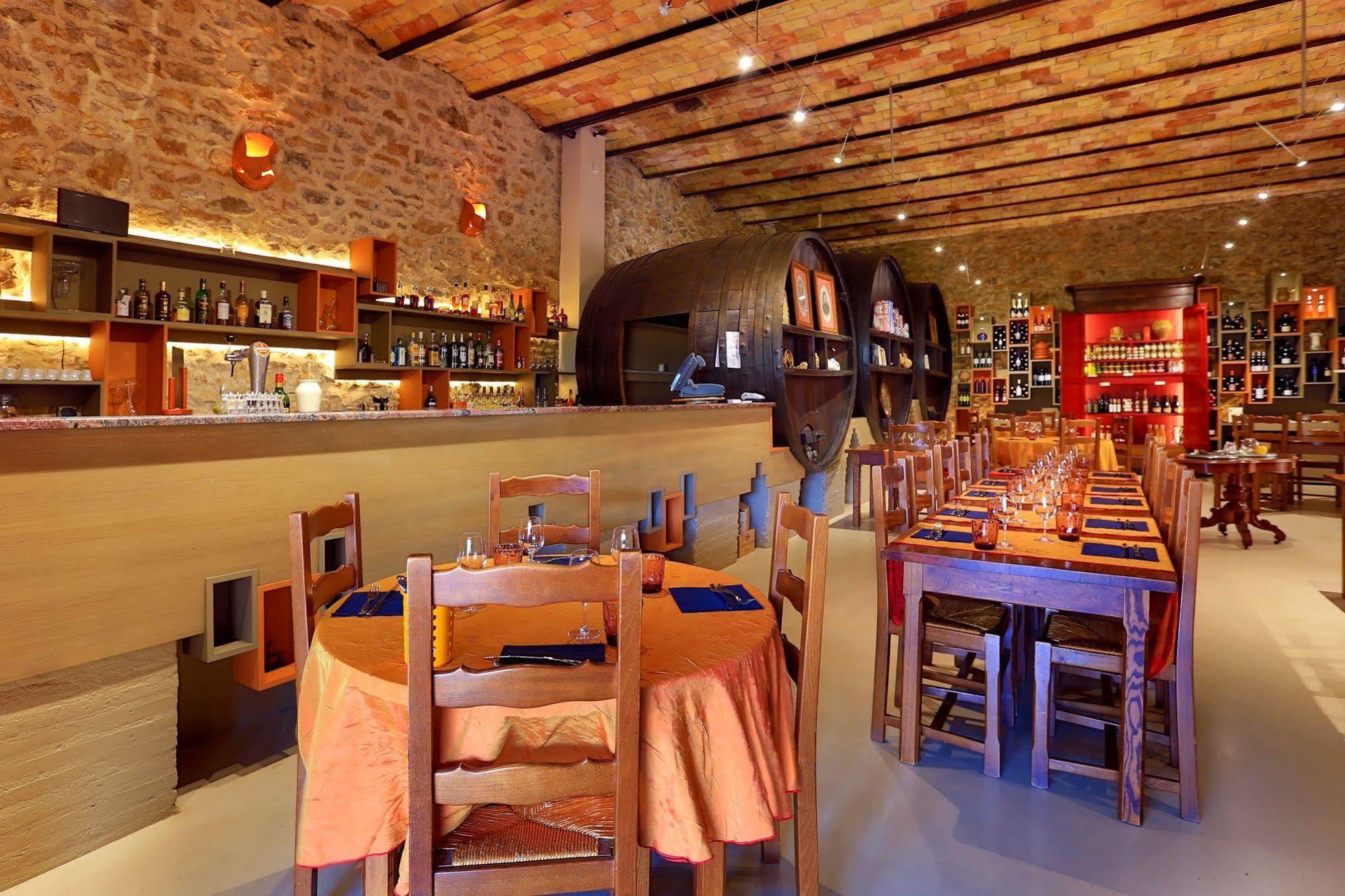 קוקוניו Logis Auberge Restaurant Du Vigneron מראה חיצוני תמונה